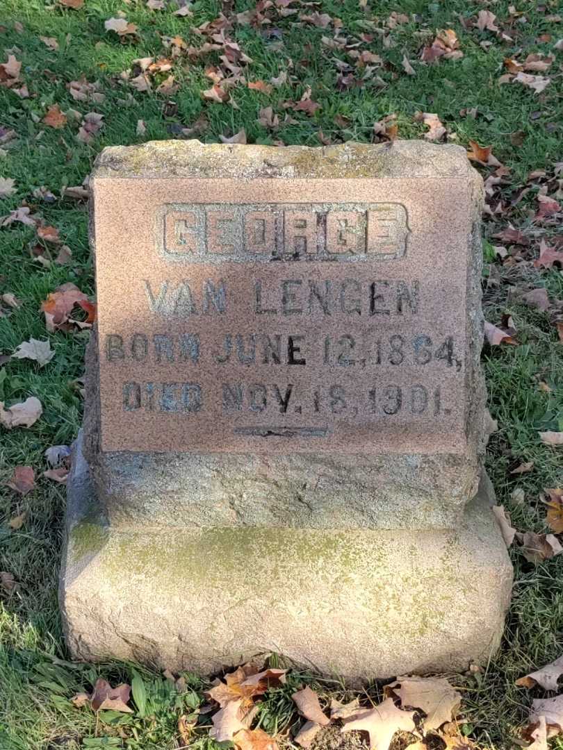 George J. Van Lengen's grave. Photo 3