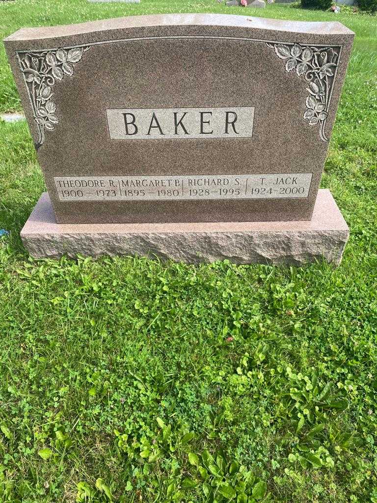 Theodore R. Baker's grave. Photo 2