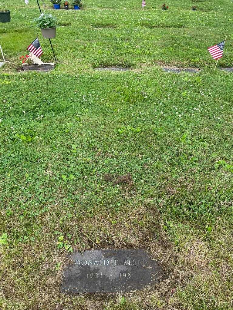 Donald L. Kesel's grave. Photo 2