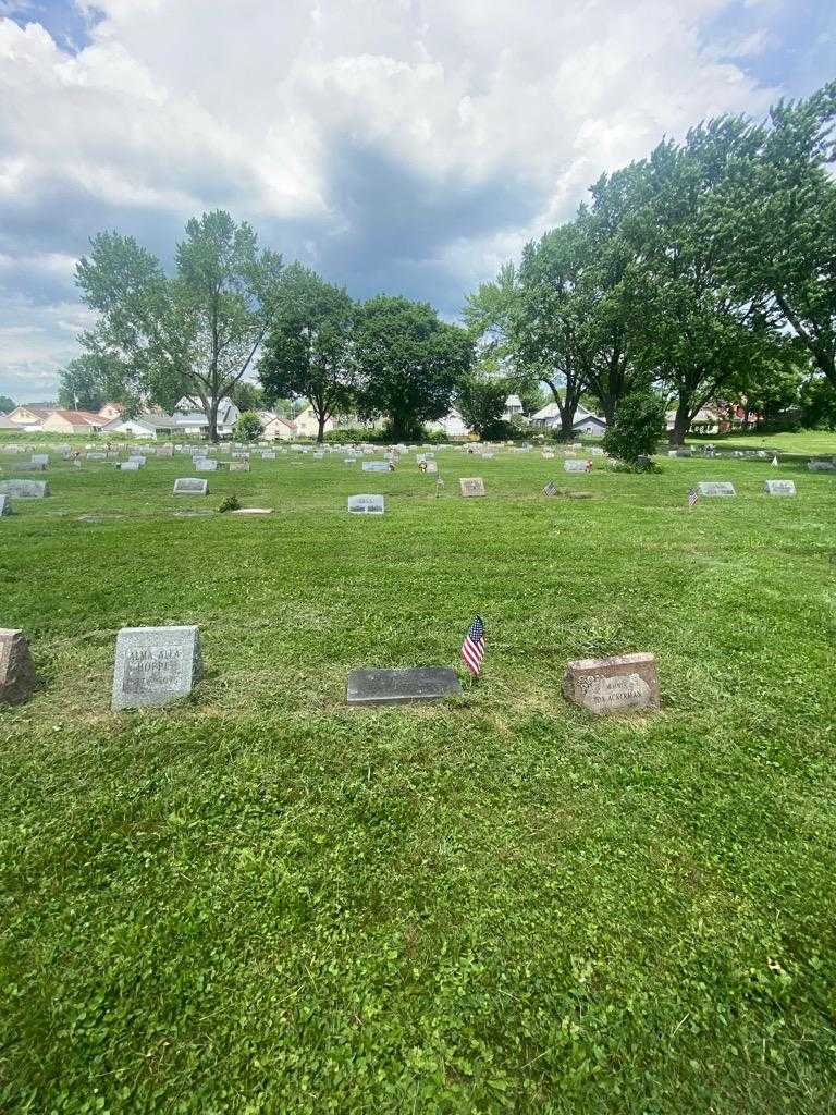 Edward J. Sasin's grave. Photo 1