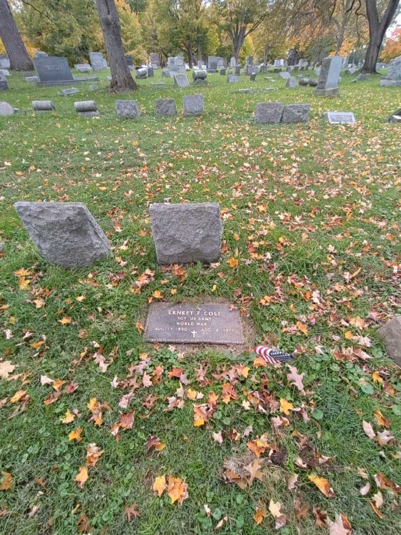 Ernest F. Cole's grave. Photo 1