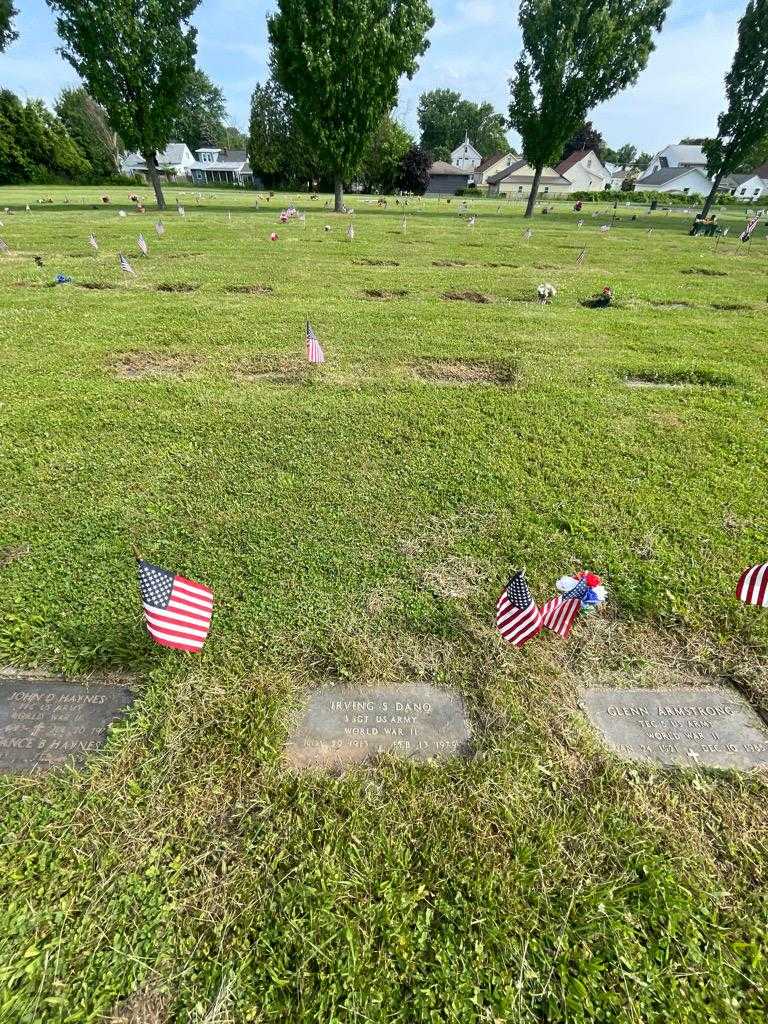 Irving S. Dano's grave. Photo 1