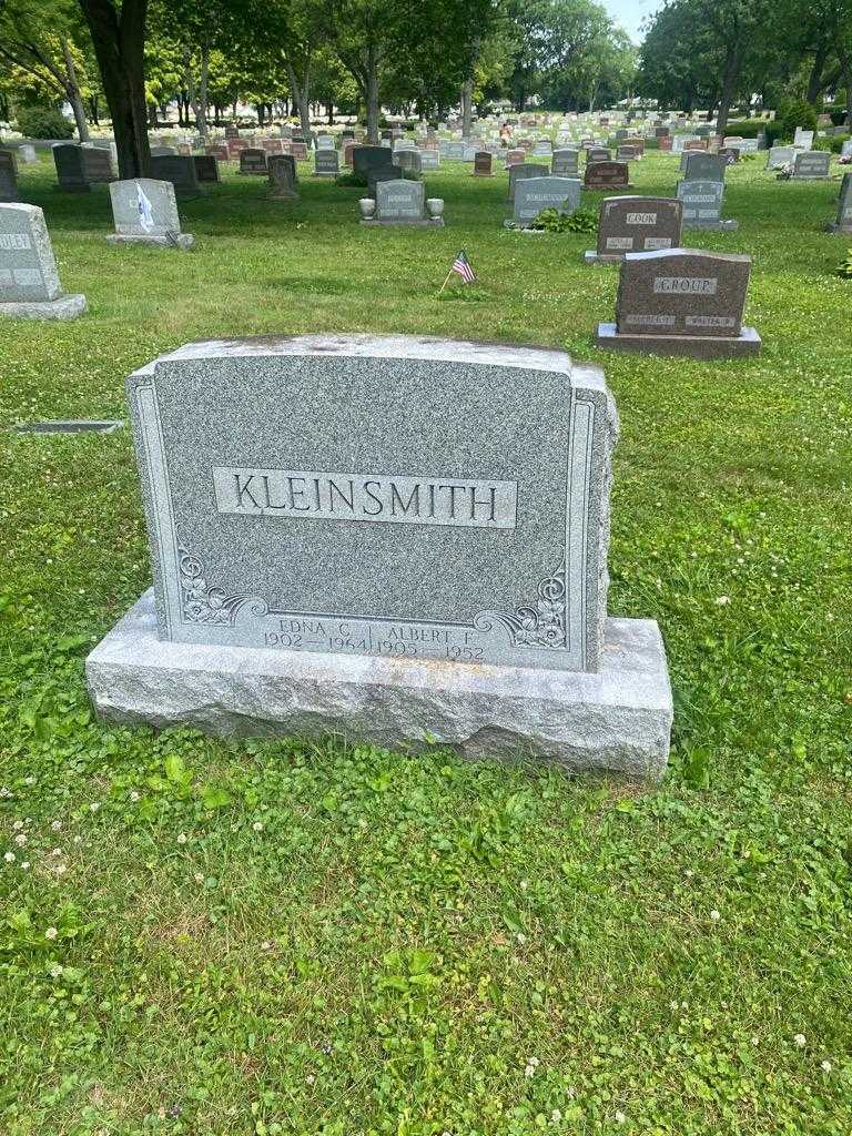 Albert F. Kleinsmith's grave. Photo 2