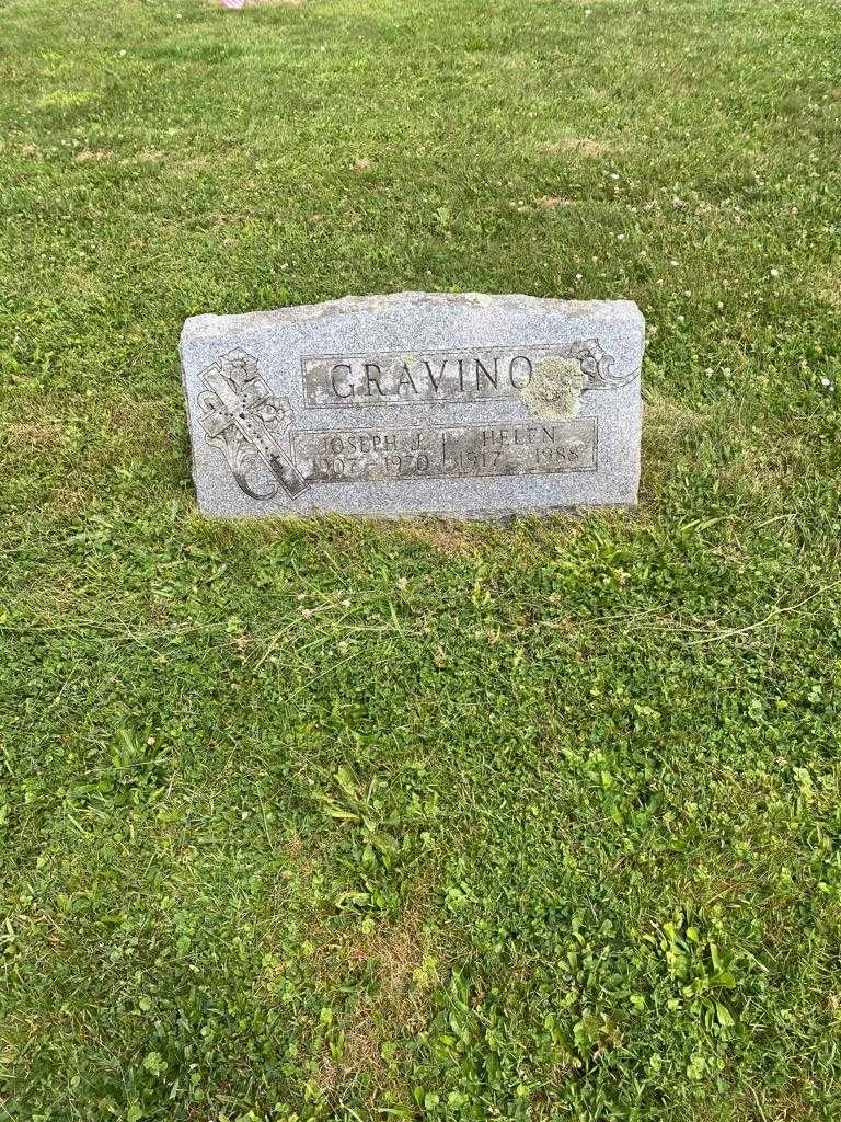 Helen Gravino's grave. Photo 2