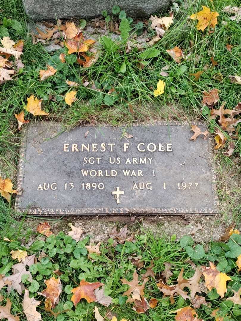 Ernest F. Cole's grave. Photo 3