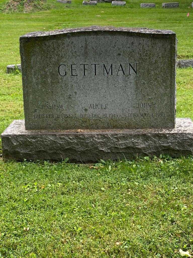 Alice С. Hooker Gettman's grave. Photo 3
