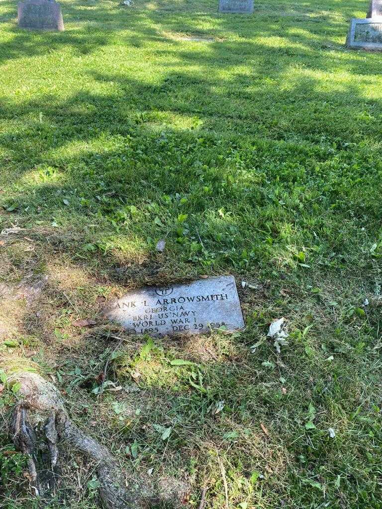 Frank L. Arrowsmith's grave. Photo 2