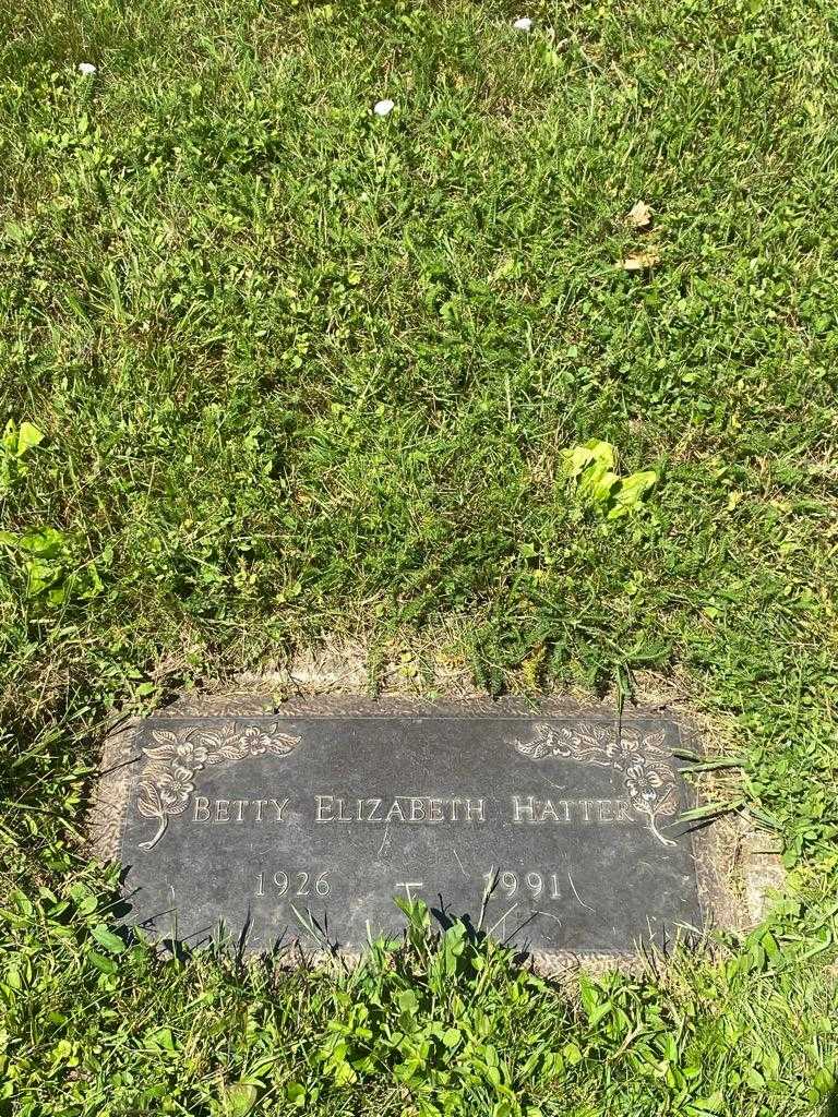 Betty Elizabeth Hatter's grave. Photo 3