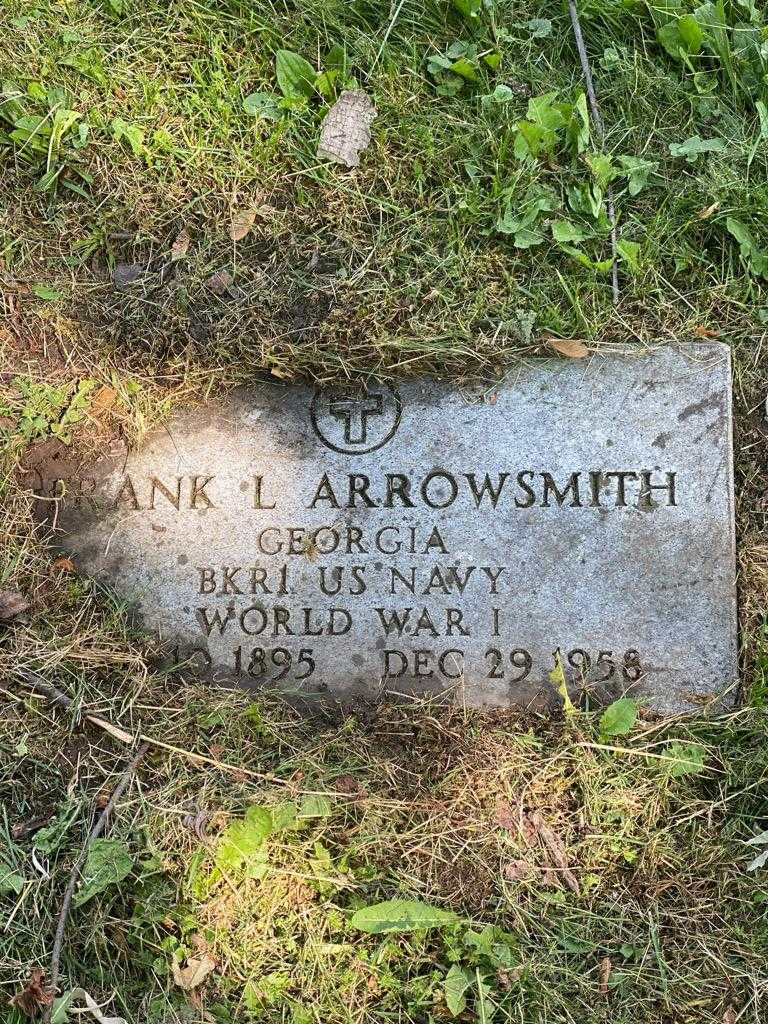 Frank L. Arrowsmith's grave. Photo 3
