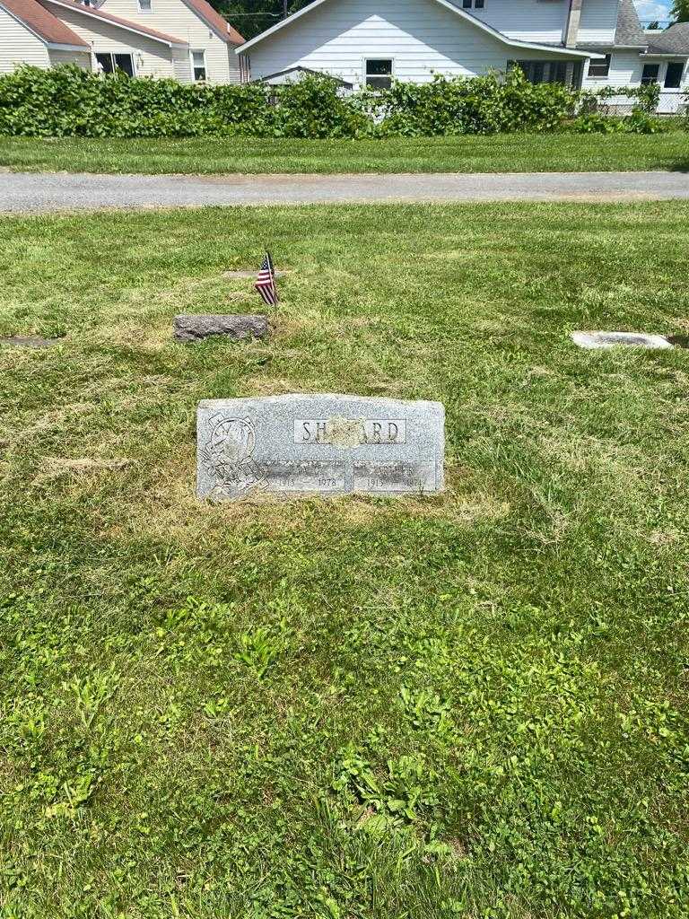 Ela O. Shepard's grave. Photo 2