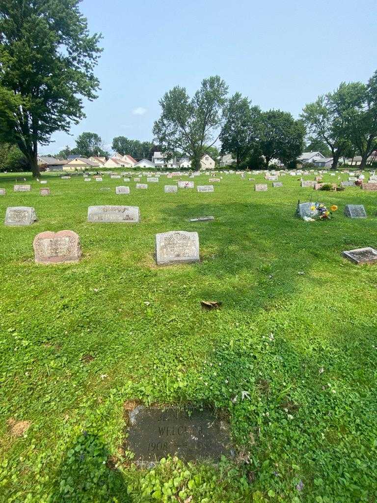 Retha Welcher Van Slyke's grave. Photo 4