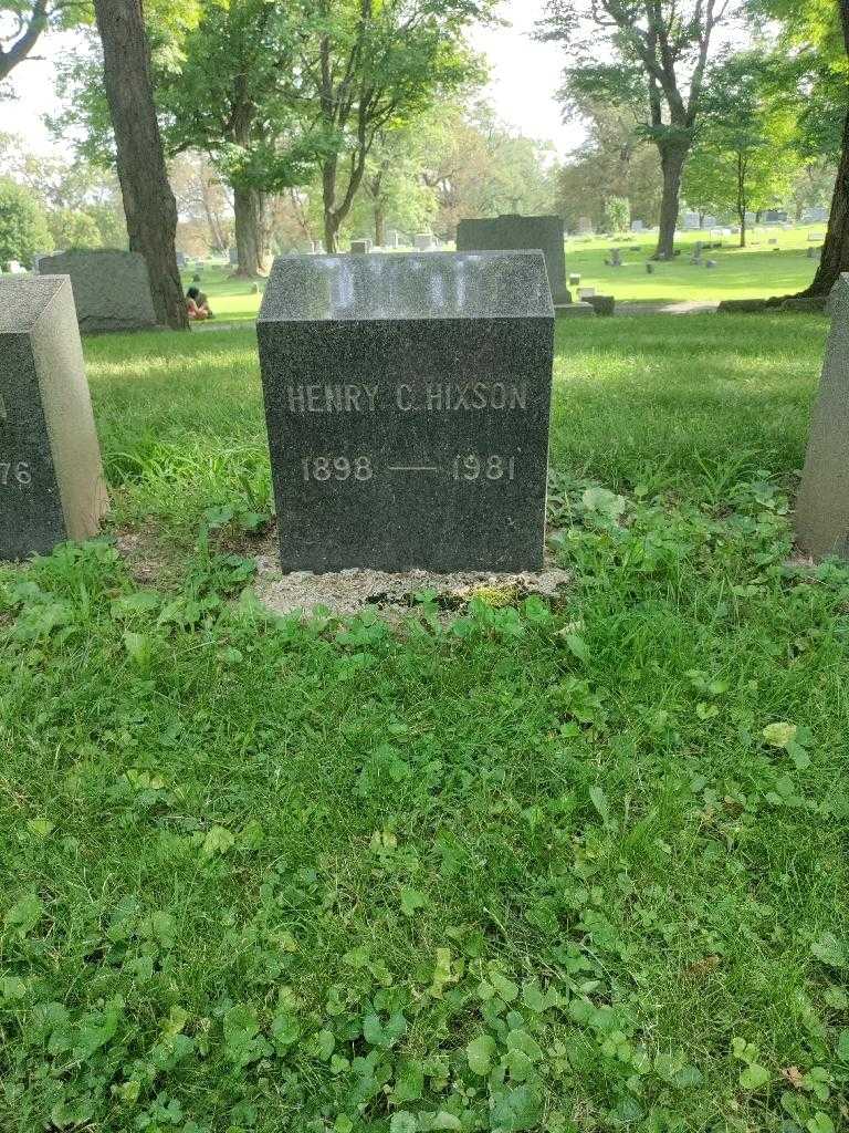 Henry C. Hixson's grave. Photo 1