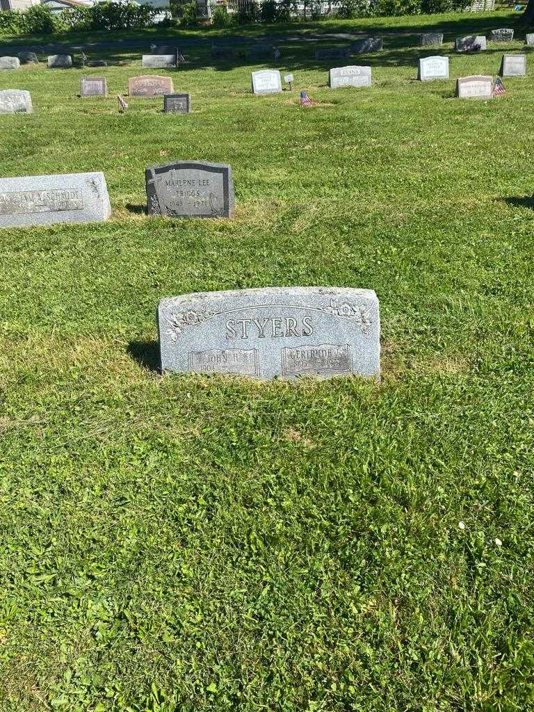 Gertrude I. Styers's grave. Photo 2