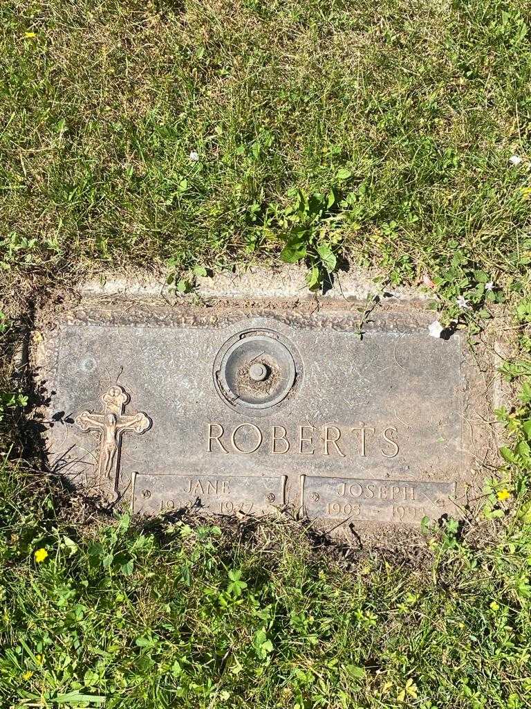 Joseph A. Roberts's grave. Photo 3