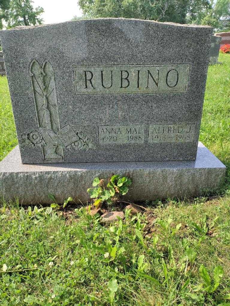 Anna Mae Rubino's grave. Photo 1