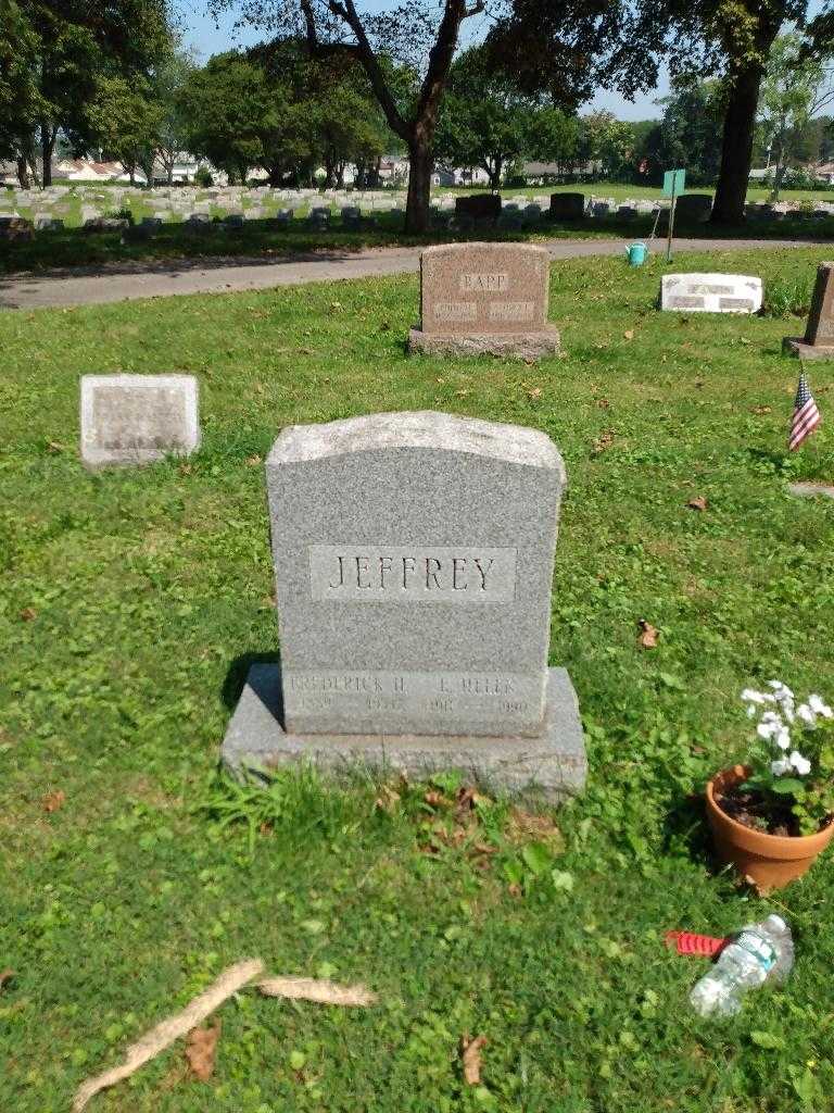 Frederick H. Jeffrey's grave. Photo 1