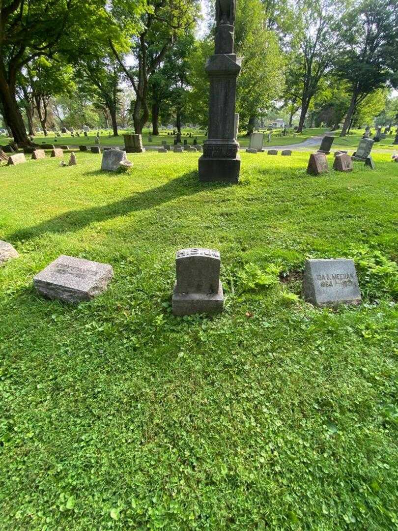 Henry Stammer Junior's grave. Photo 1