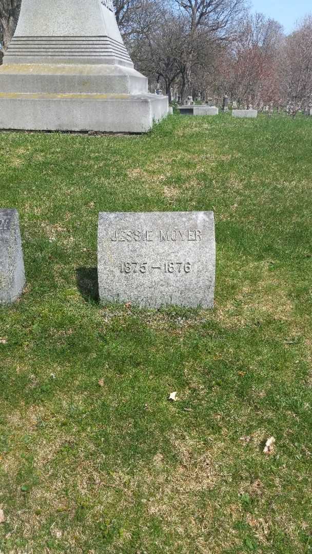 Jessie Moyer's grave. Photo 2