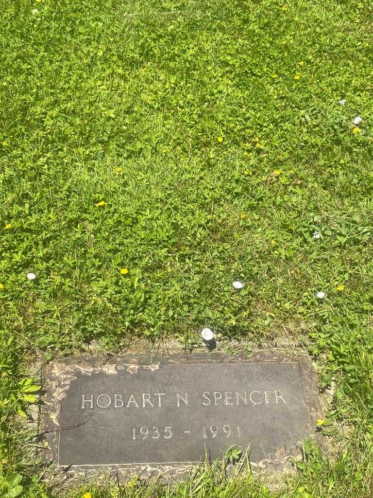 Hobart N. Spencer's grave. Photo 3