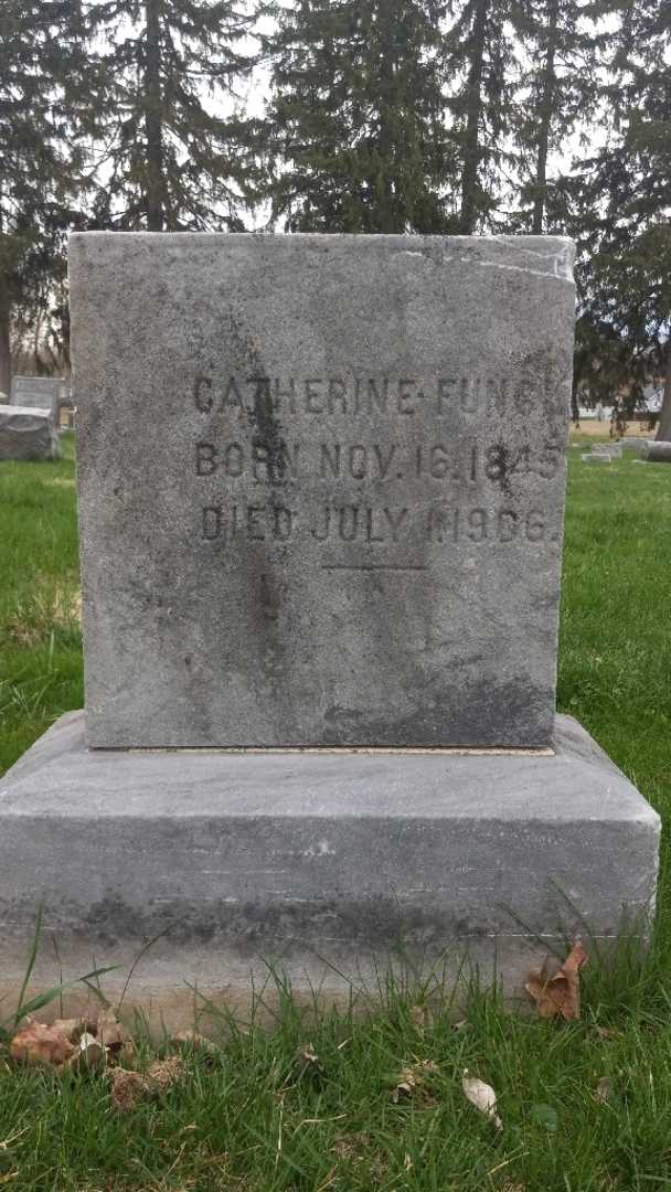 Catherine Funck's grave. Photo 3