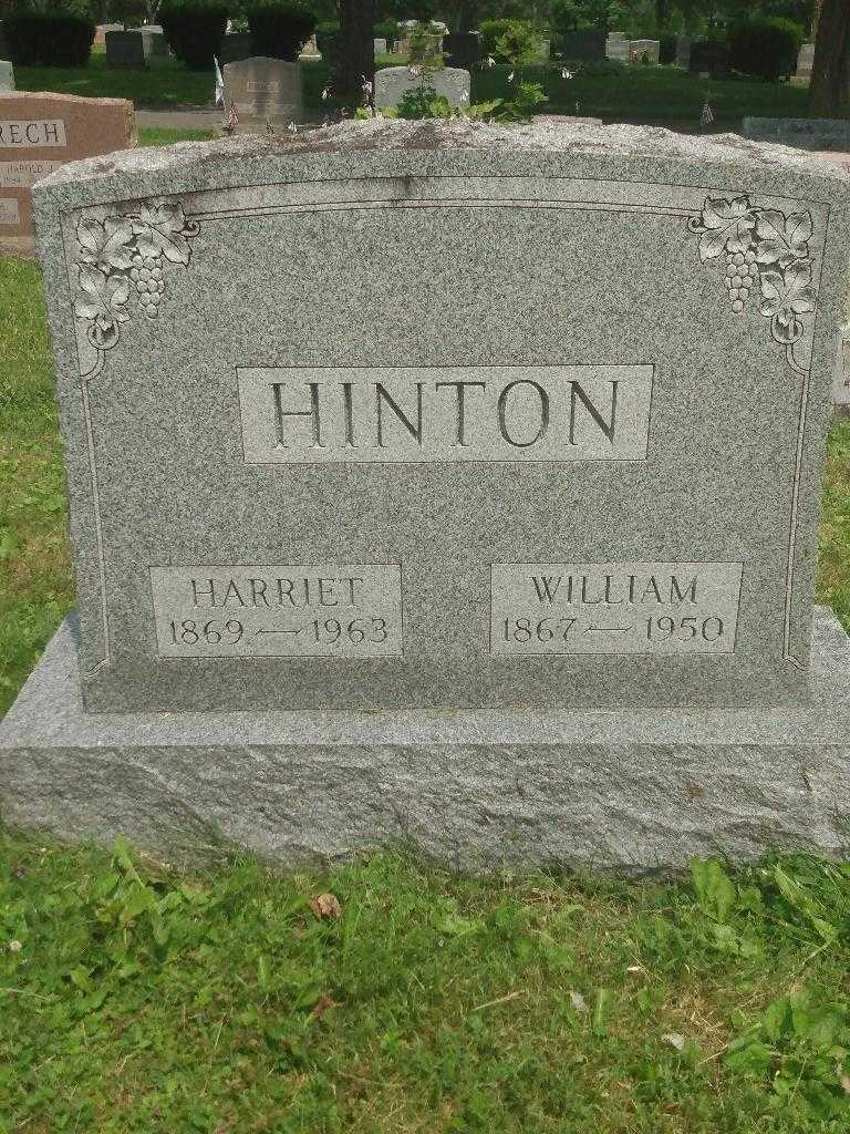 Harriet Hinton's grave. Photo 3
