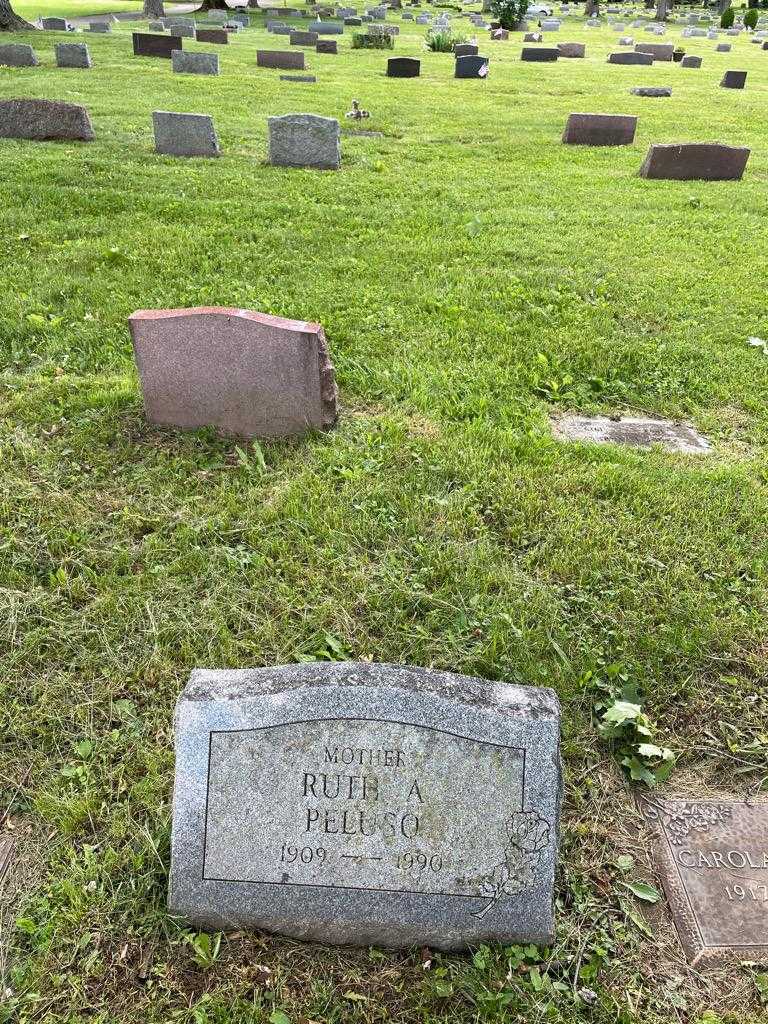 Ruth A. Peluso's grave. Photo 2