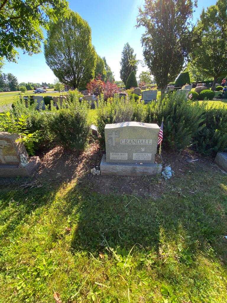 Arthur L. Crandall's grave. Photo 1