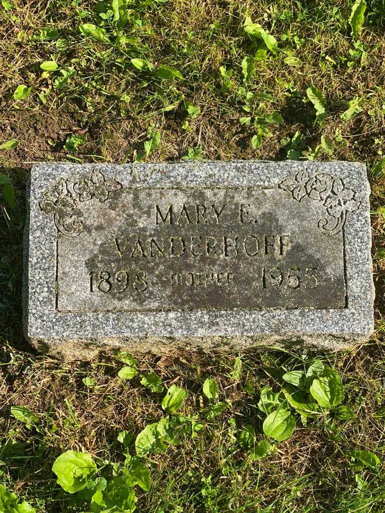 Mary E. Vanderhoff's grave. Photo 3