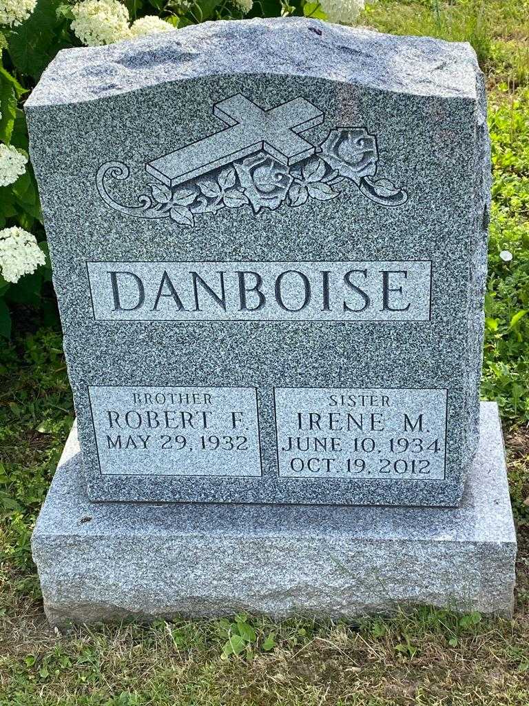 Robert Francis Danboise Senior's grave. Photo 3