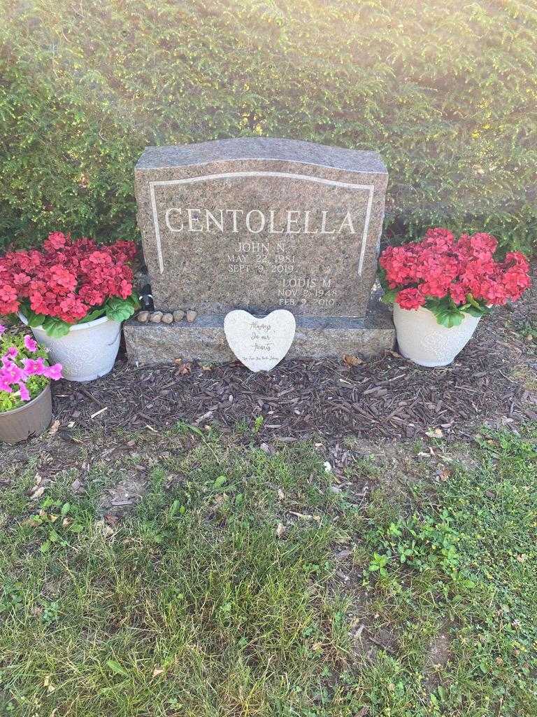Louis M. Centolella's grave. Photo 1