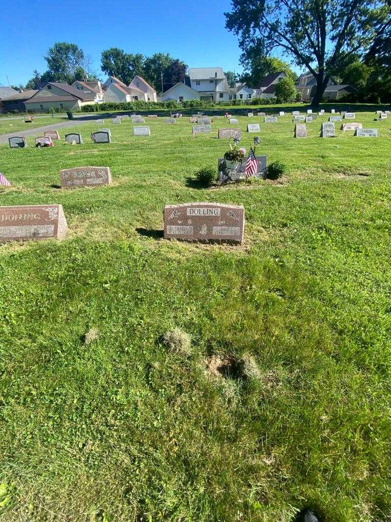 Jane L. Dolling's grave. Photo 1