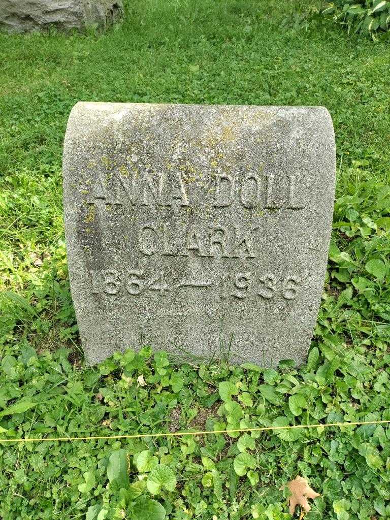 Anna Doll Clark's grave. Photo 3