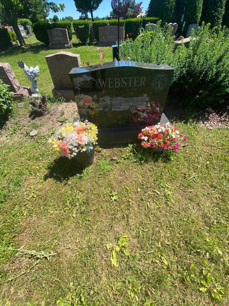 Richard N. Webster's grave. Photo 1