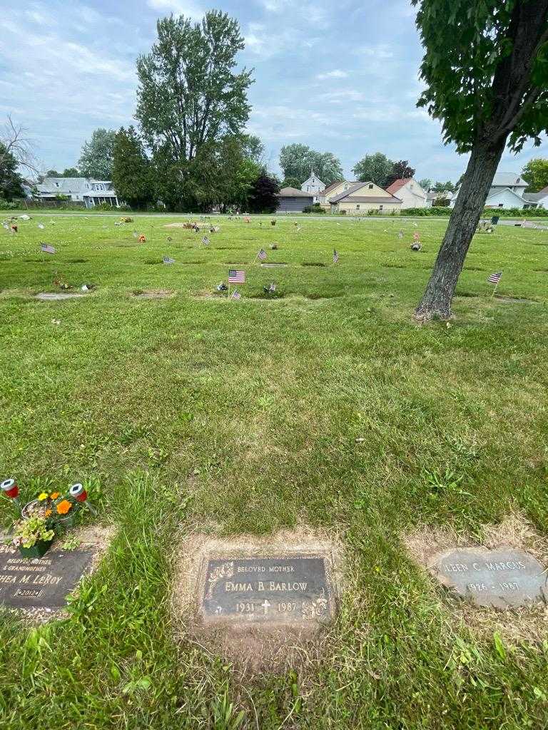 Emma B. Barlow's grave. Photo 1