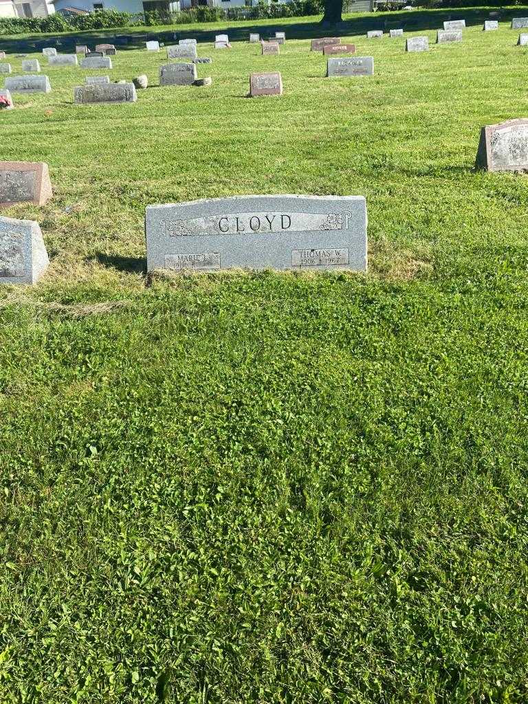 Thomas W. Cloyd's grave. Photo 2