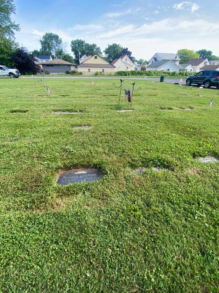 Crandall J. Fletcher's grave. Photo 1