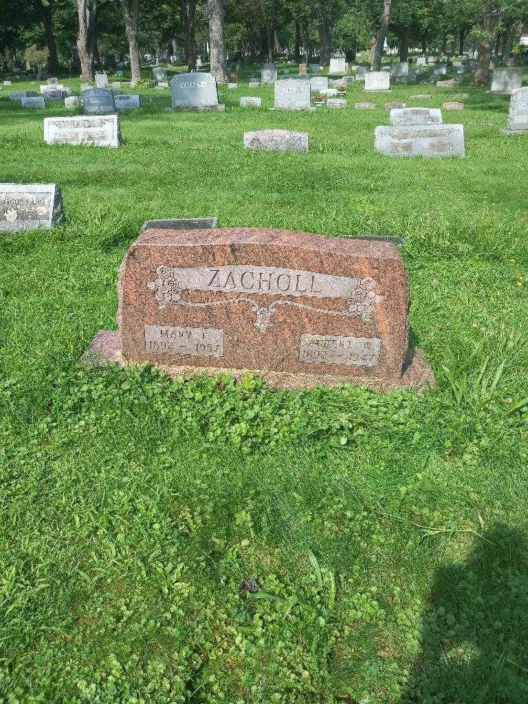 Mary E. Zacholl's grave. Photo 1