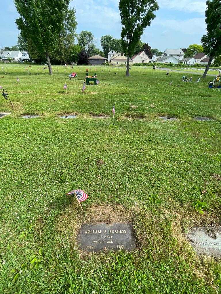 Kellam E. Burgess's grave. Photo 1