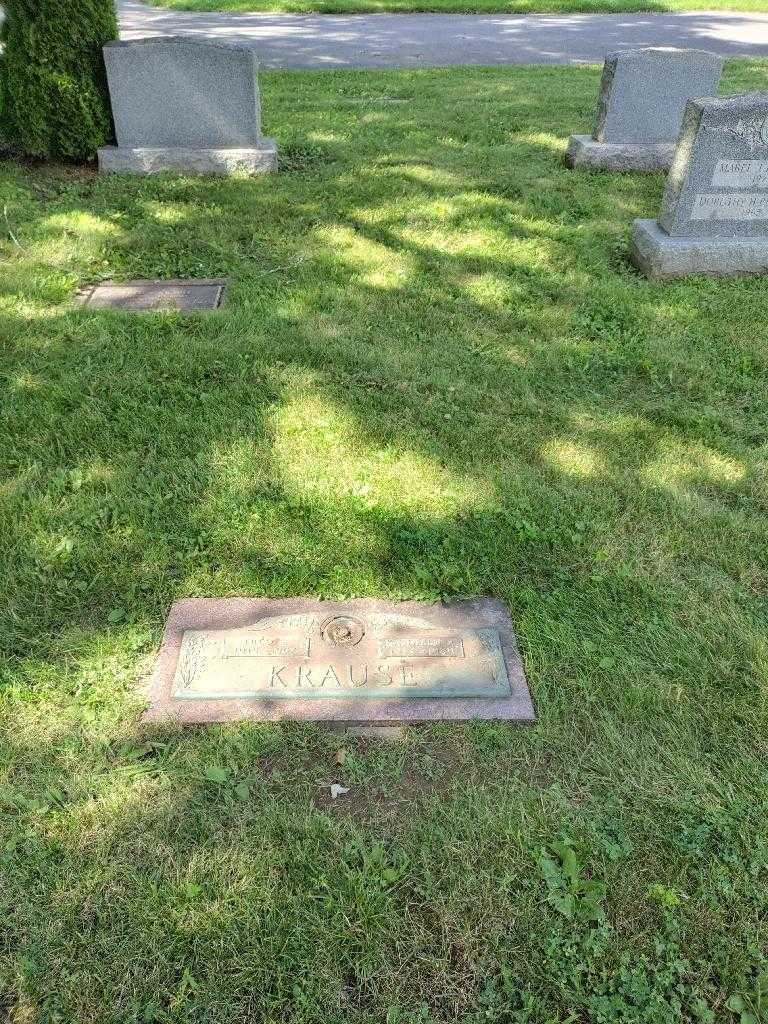 Kathleen F. Krause's grave. Photo 1