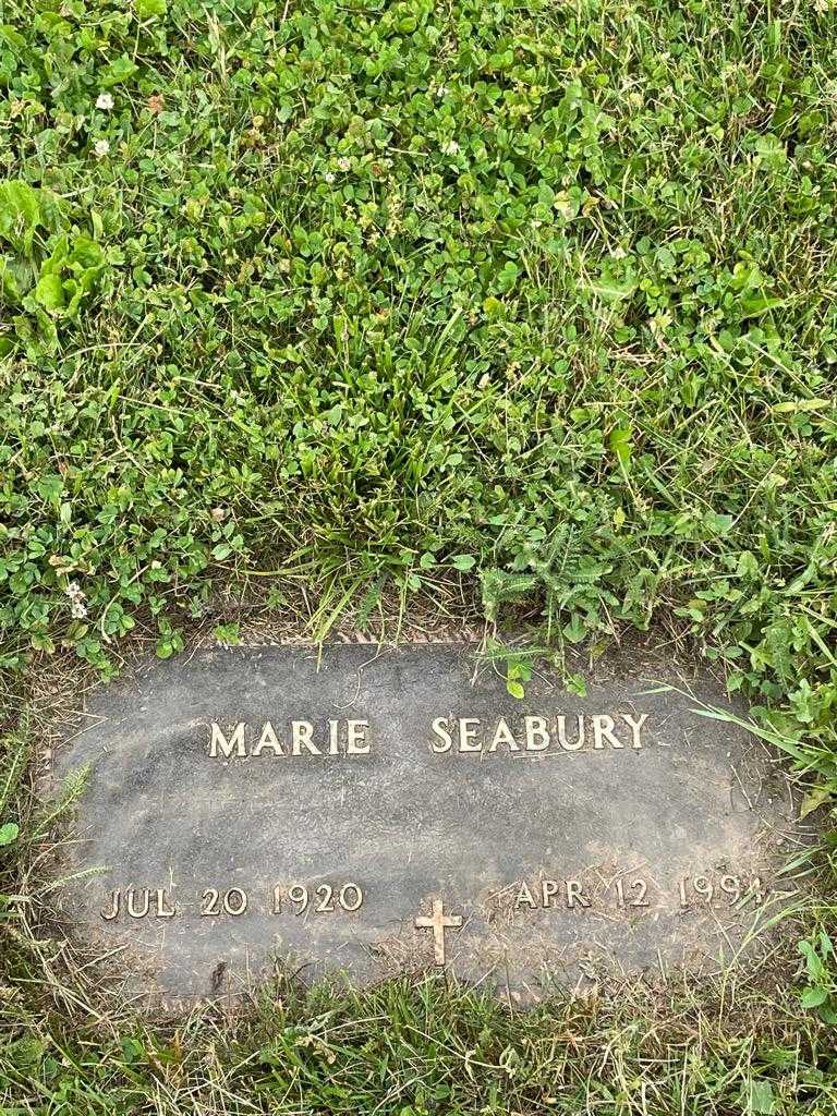 Marie Seabury's grave. Photo 3