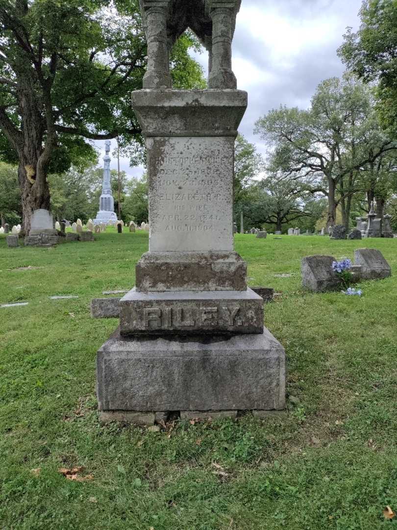 Christopher Riley's grave. Photo 2