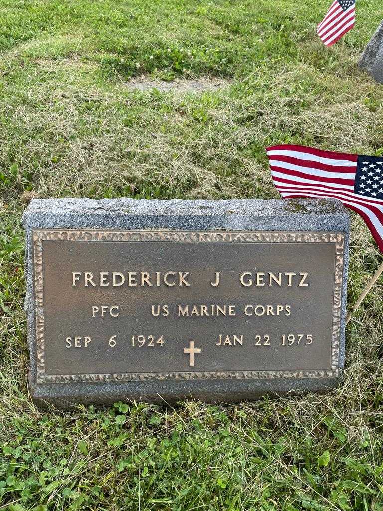 Frederick J. Gentz's grave. Photo 3
