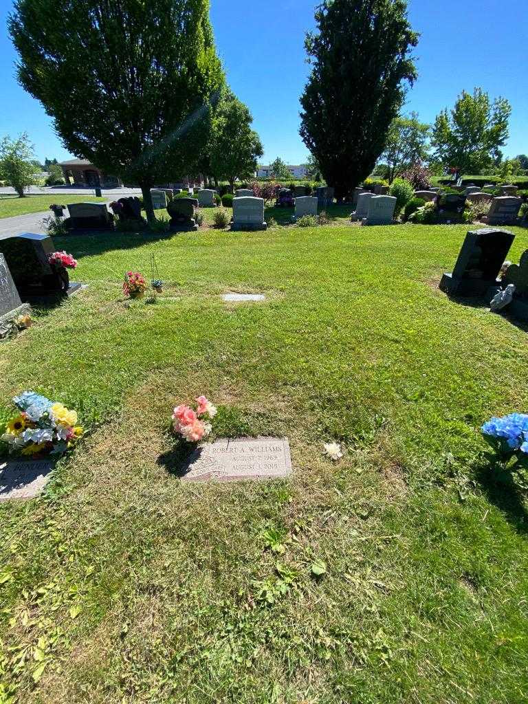 Robert A. Williams's grave. Photo 1