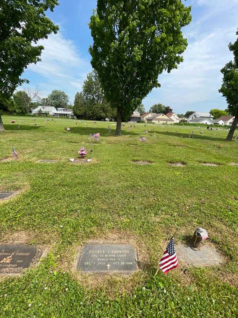George J. Emerson's grave. Photo 1