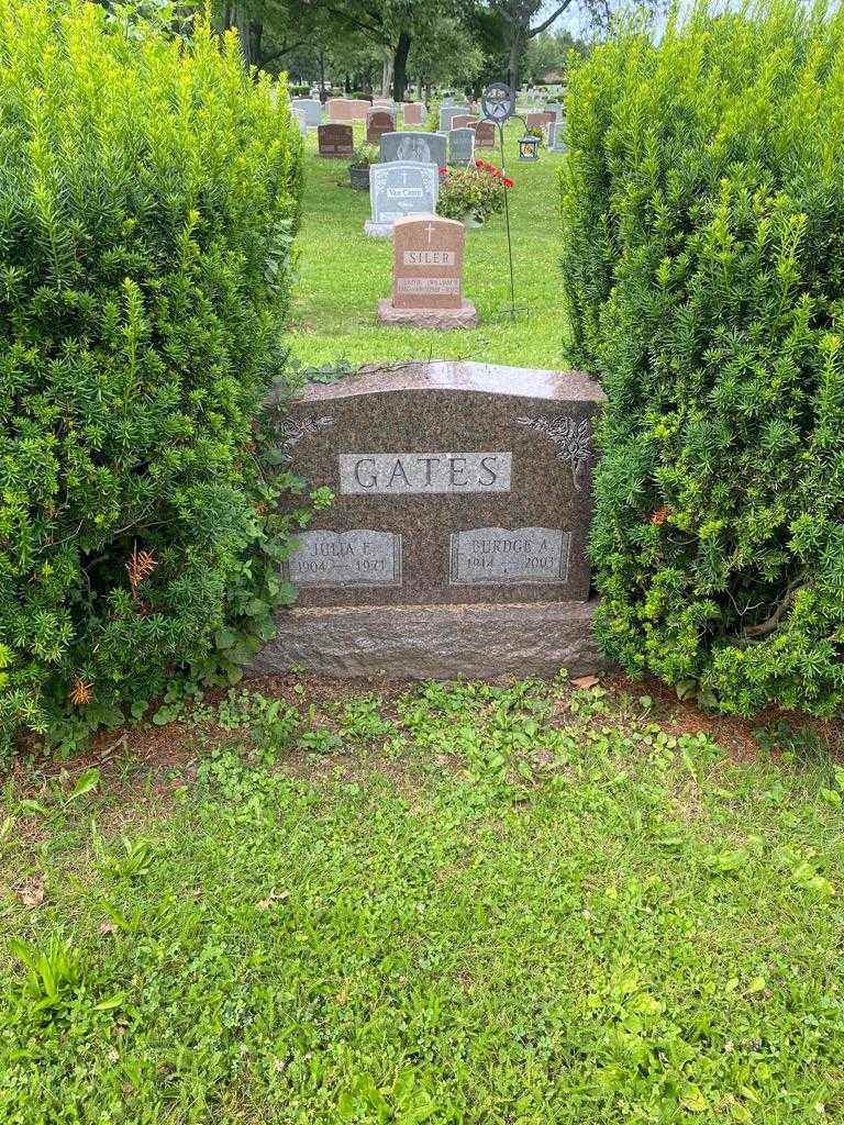 Julia E. Gates's grave. Photo 2