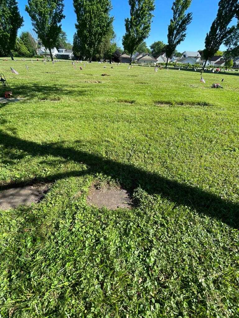 Elizabeth J. Hughes's grave. Photo 1