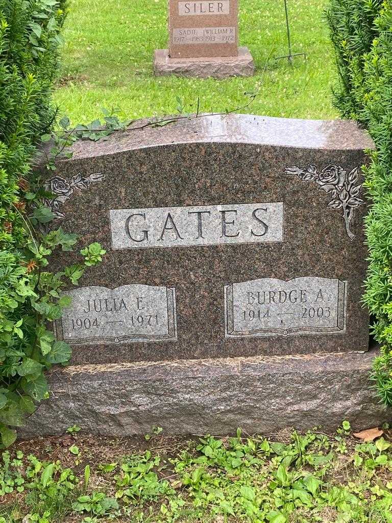 Julia E. Gates's grave. Photo 3
