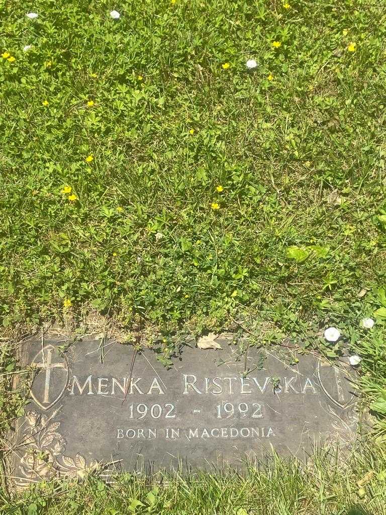 Menka Ristevska's grave. Photo 3