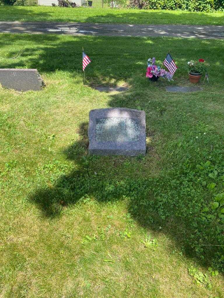 Marie O. Lieber's grave. Photo 2