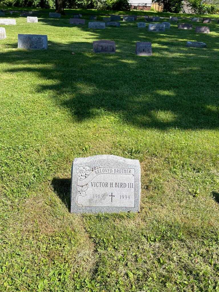 Victor H. Bird Third's grave. Photo 2